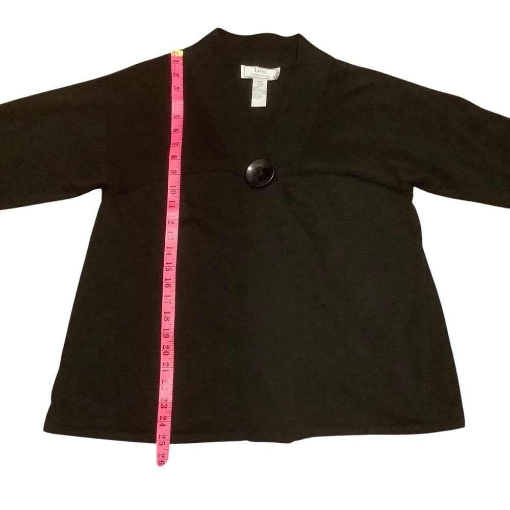 LISA INTERNATIONAL BLACK COTTON V-NECK/ 3/4 SLEEVE/ LARGE BUTTON SWEATER/ Size M - Picture 10 of 11